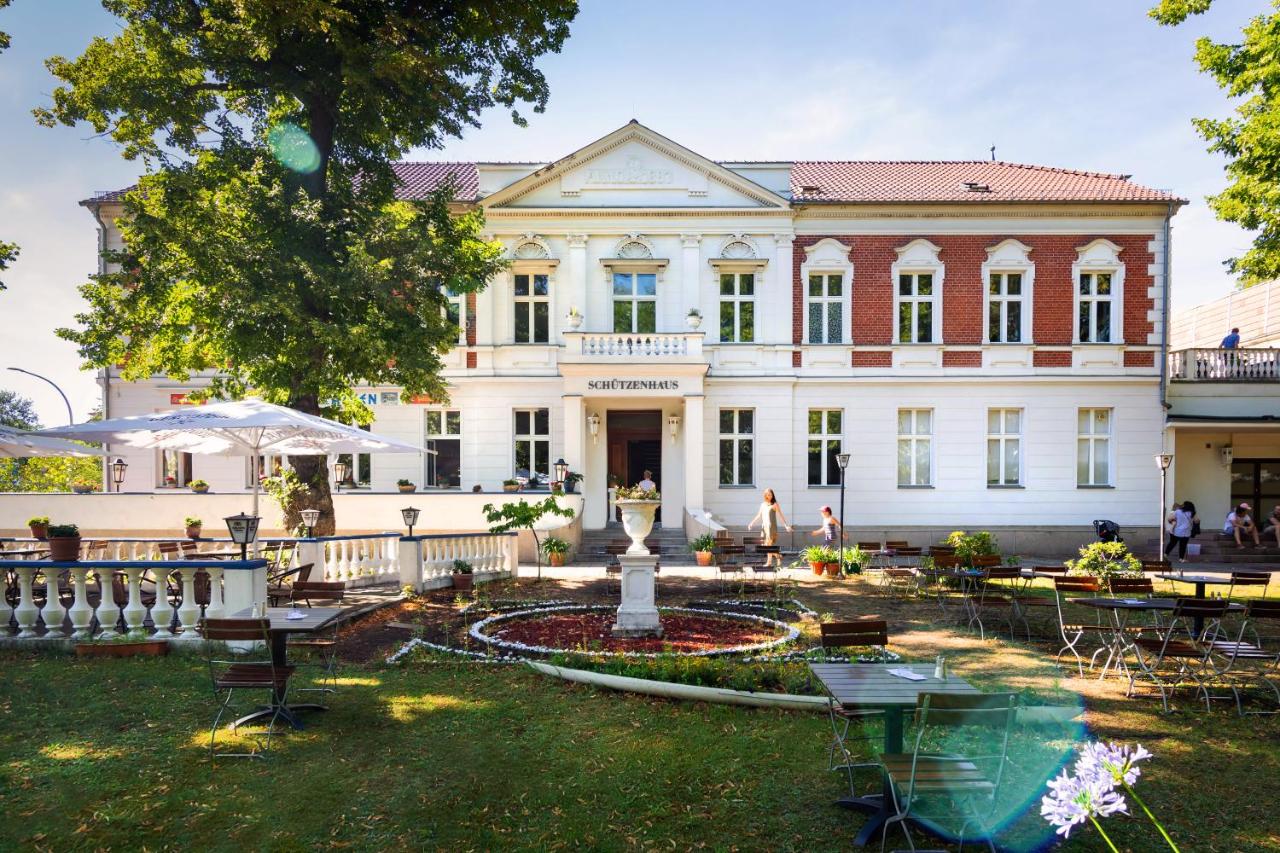 Hotel am Hain 1